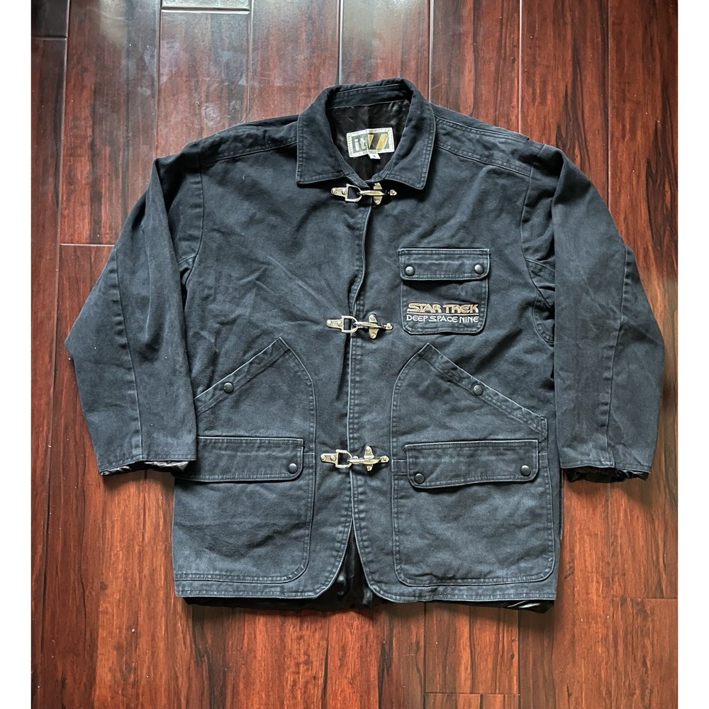 Star Trek Deep Space Nine Fireman Clasp Cast & Crew Jacket Size Small Preowned - Picture 1 of 13